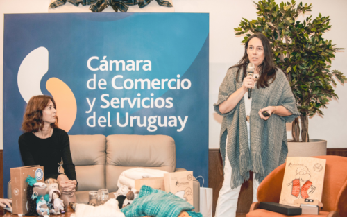 Mujeres al Mundo