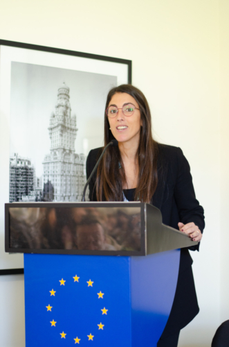 Mujeres en Escena: liderazgo, oratoria y networking. Un evento de la Delegación de la UE en Uruguay, organizado por Brava.